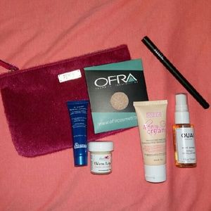 Ipsy glambag with 6 products!!!!