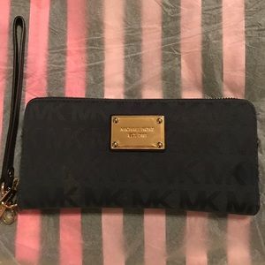 Michael Kors navy Signature zip wallet/clutch