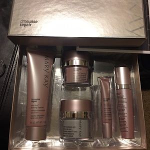 Mary Kay TimeWise Repair Volu Firm Repair set