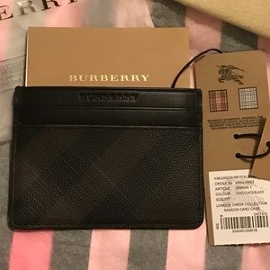 NWT BURBERRY LONDON CARD CASE ITS A BEAUTY
