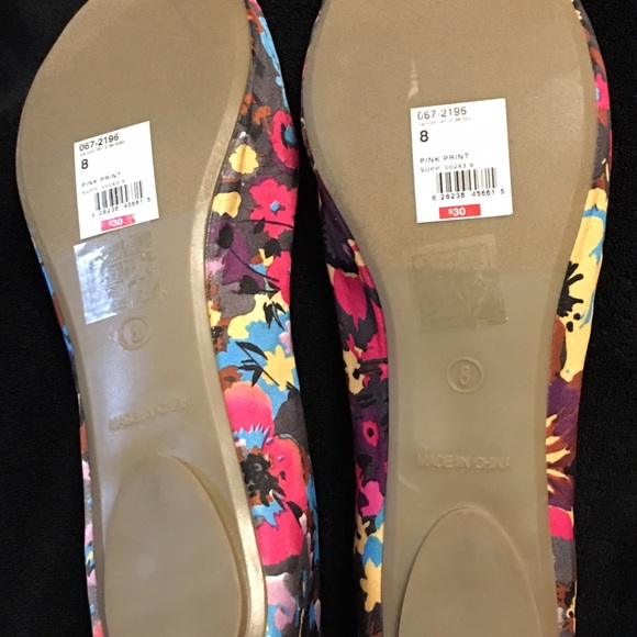 Call It Spring Flats - Picture 2 of 3