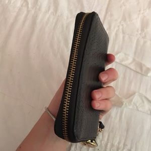 GiGi New York black wristlet