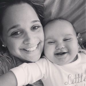 Meet your Posher, Nikole