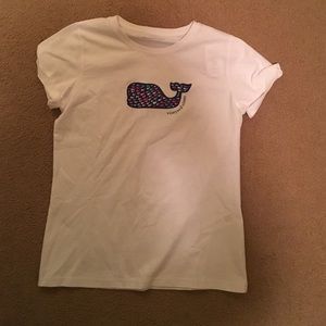 Vineyard vines tee shirt