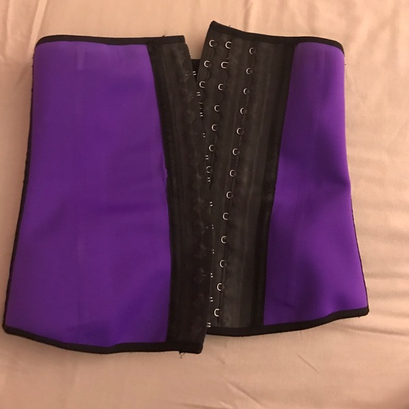 Ann Chery purple waist trainer