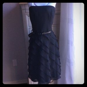 WH/BM stunning strapless dress.