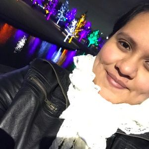 Meet your Posher, Mirta