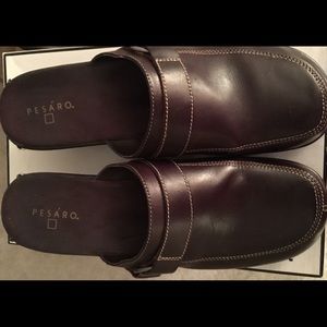 Brown gently used mules