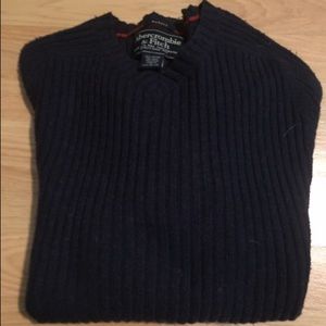 Abercrombie & Fitch Sweater