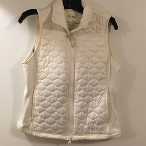 L.L. Bean fitness vest