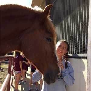 Meet your Posher, Katie