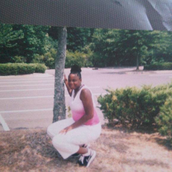 Meet your Posher, Ree - Picture 1 of 1