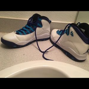 Nike Air Jordan Charlotte 10's