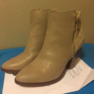 Shoe Dazzle Booties