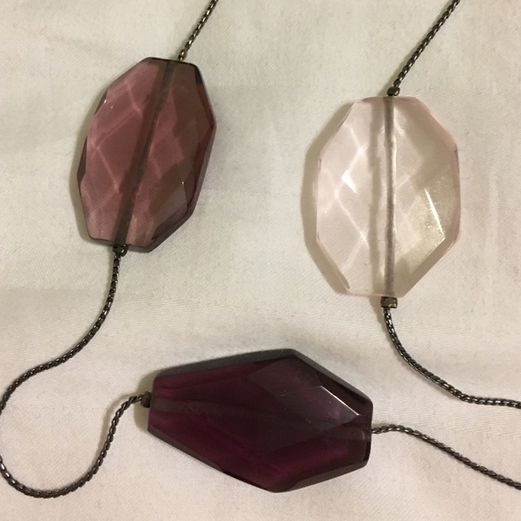 Ann Taylor Jewelry - Ann Taylor necklace