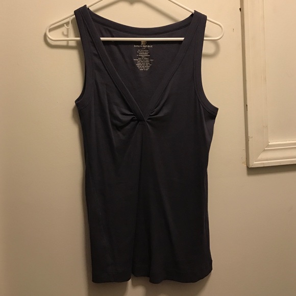 👗Banana Republic large purple/grey ish color tank
