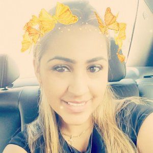 Meet your Posher, Carolina