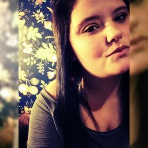 Meet your Posher, Tiffany