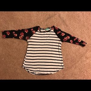 Large Filly Flair top