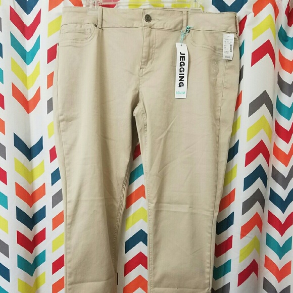 Maurice's Khaki stretch jeggings