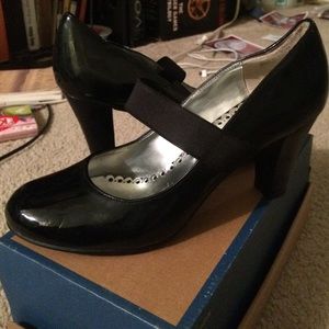 RAMPAGE 3' heels