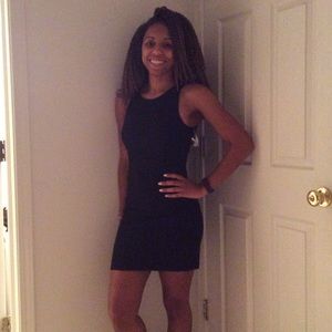 Like Mynded Small Black dress w/ mesh