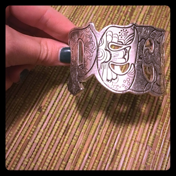 Unique Lucky Brand "Peace" Bracelet!