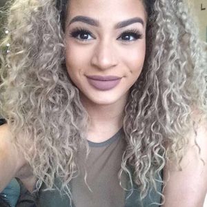 Meet your Posher, Gabriela
