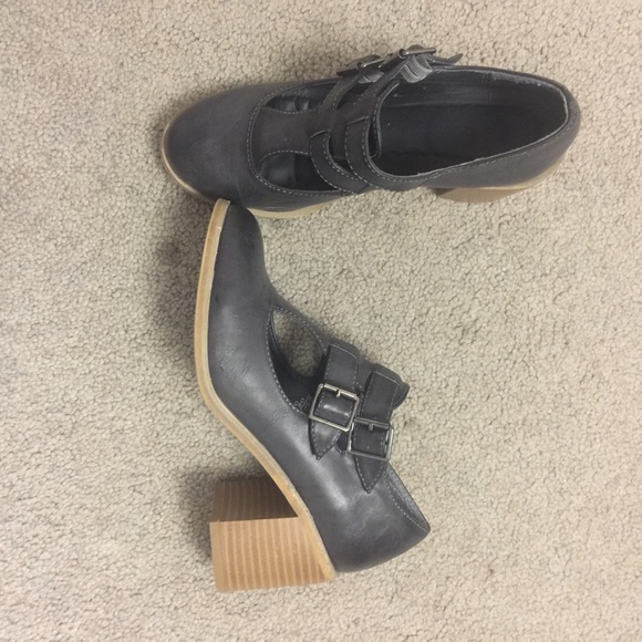 Chunky heel