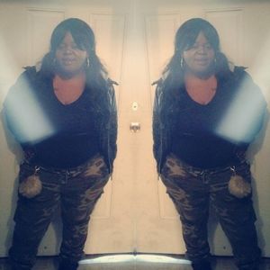 Meet your Posher, Sharon