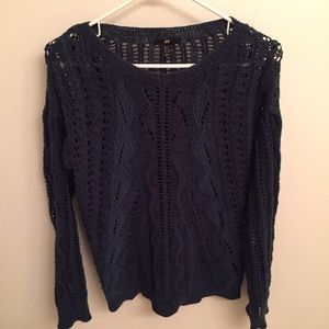 H&M dark green sweater (see photo 2 for color)