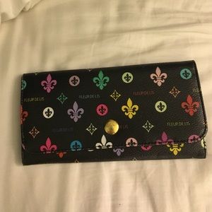Fleur de Lis wallet!!