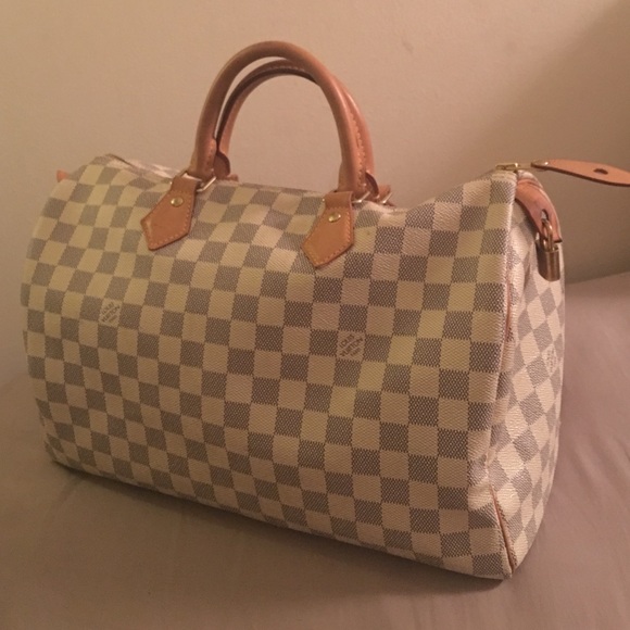 Authentic Louis Vuitton Damier Speedy 35