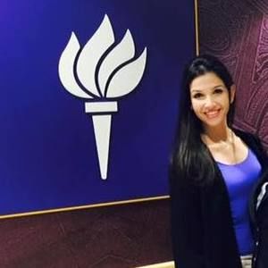 Meet your Posher, Carla