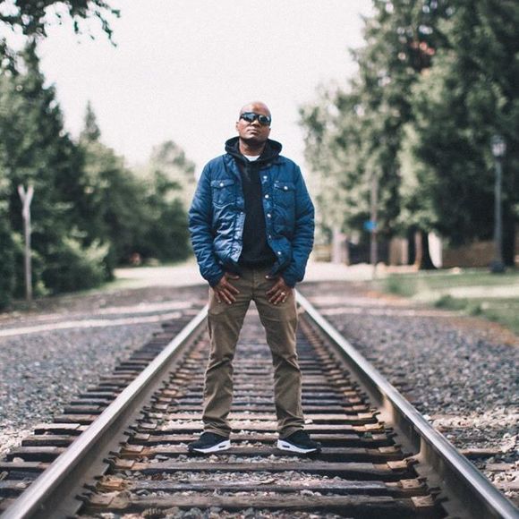 Meet your Posher, Javon