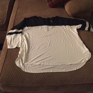 Jessica Simpson shirt