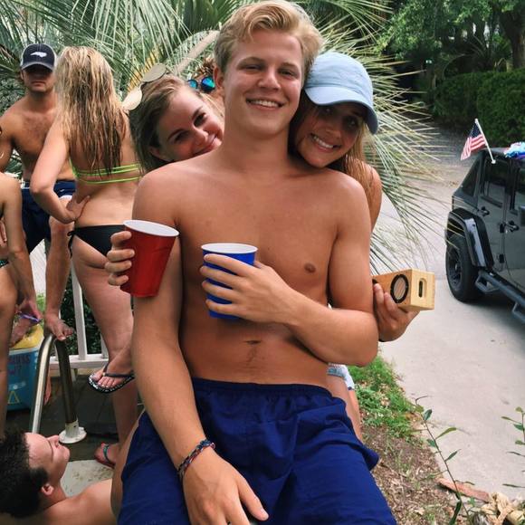 Meet your Posher, Easan - Picture 1 of 1