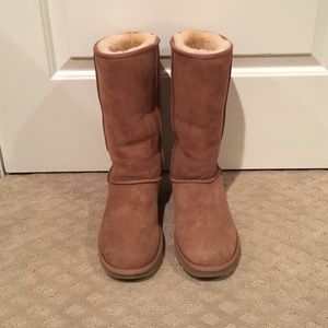UGG Classic Tall Chestnut boots-women's size 8