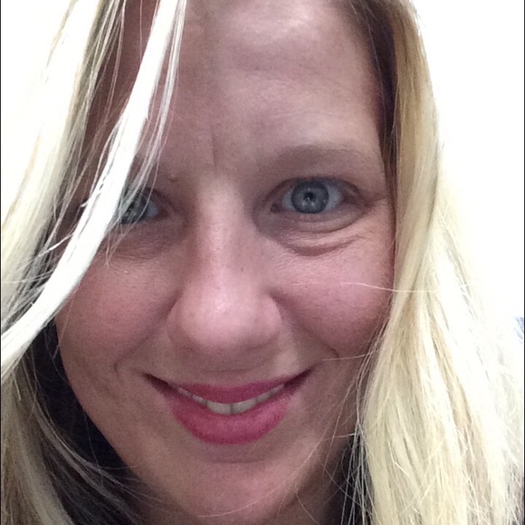 Meet your Posher, Jenny - Picture 1 of 1