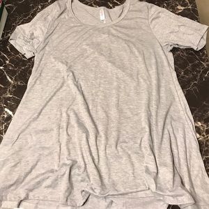 Lularoe perfect T MEDIUM