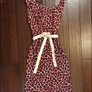 Printed dress with asymmetrical shoulders