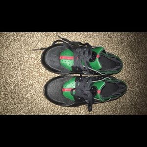 Custom gucci huaraches never worn.