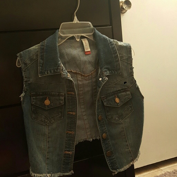 vest