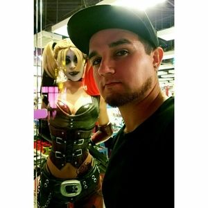 Meet your Posher, Eric