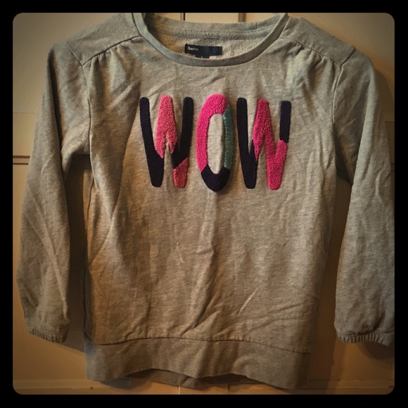 Girls small Gap sweatshirt gently used condition