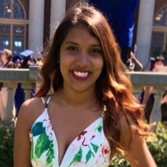 Meet your Posher, Divya - Picture 1 of 1