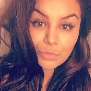 Meet your Posher, Luz