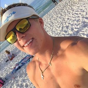 Meet your Posher, Tyler