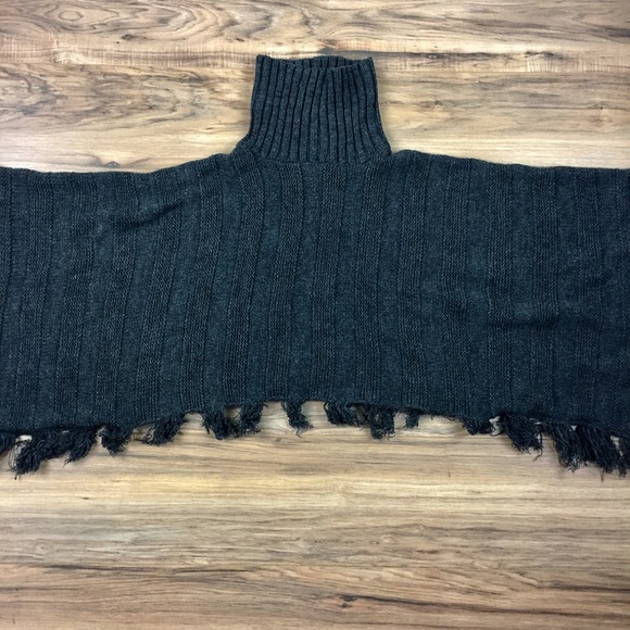 Bisou Bisou Pancho Sweater