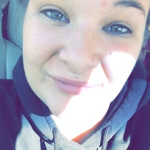 Meet your Posher, Jenaya